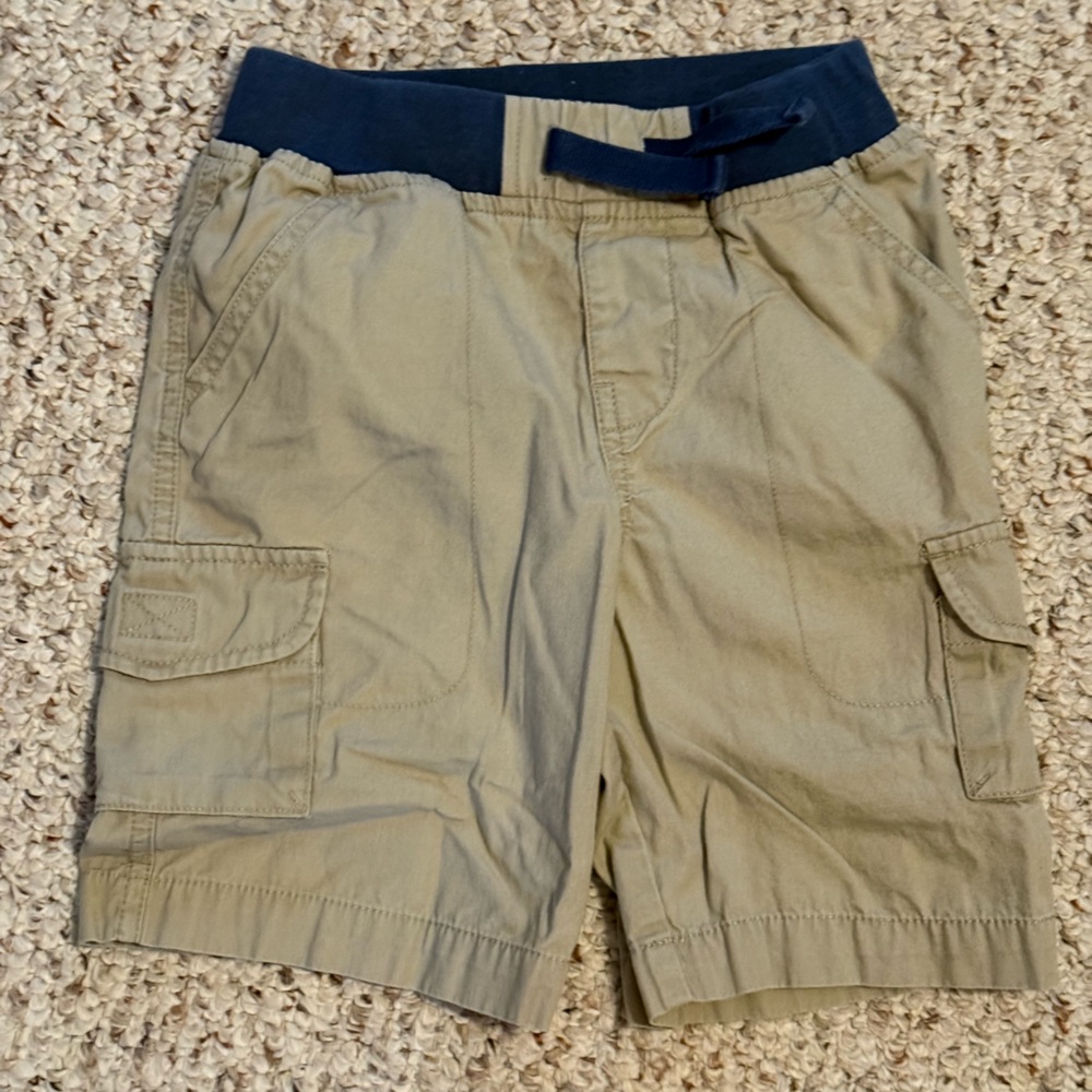 Chaps Sport Tan Cargo Shorts